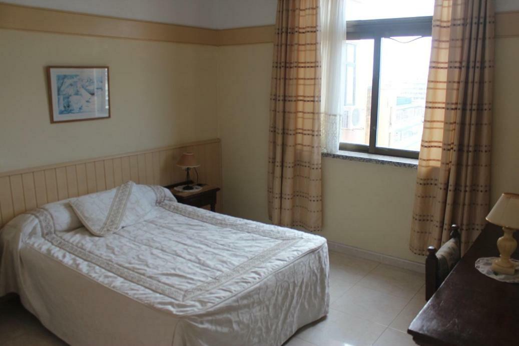 First Line Costa Del Sol Beach Suites Fuengirola Exteriör bild